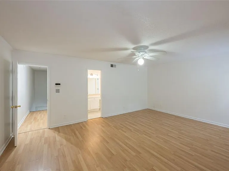 9070 Cobbler Ct — Photo 21