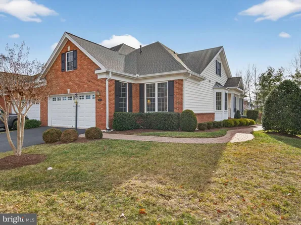 5429 Trevino Dr, Haymarket, VA 20169