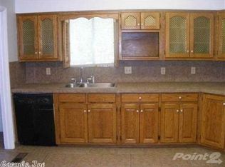 1605 Richard St, Hot Springs, AR 71913