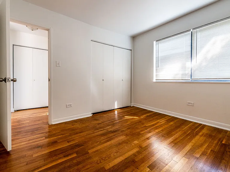 8342-8350 S Ellis Ave Chicago, IL 60619 — Photo 12
