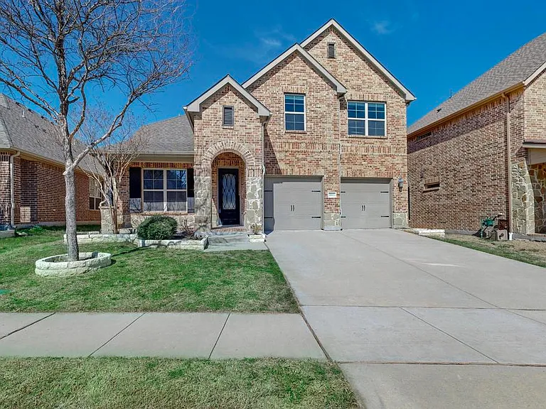 8812 Denstone Dr — Photo 2
