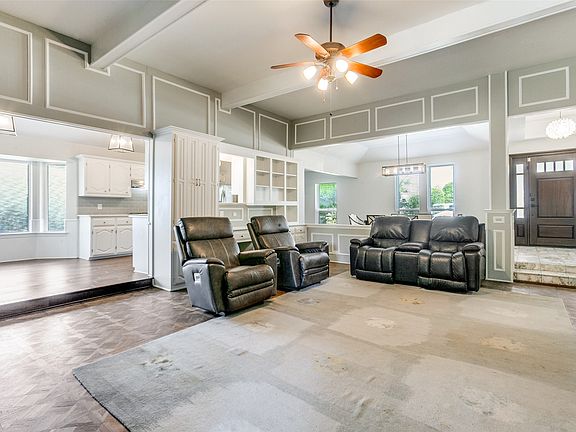 4th image of 8833 Flint Falls Dr