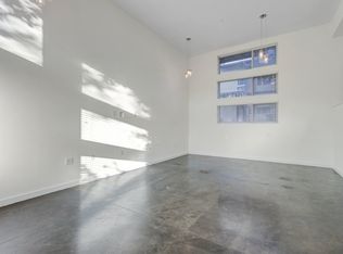 2970 Mandela Pkwy, Oakland, CA 94608