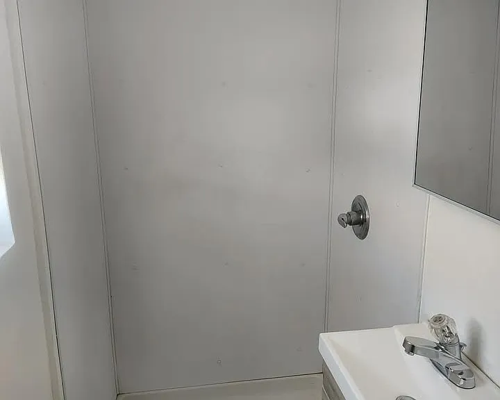 1100 Pine Ave #5 — Photo 4