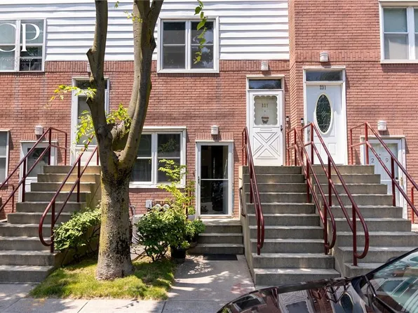 225 Sunset Boulevard, Bronx, NY 10473