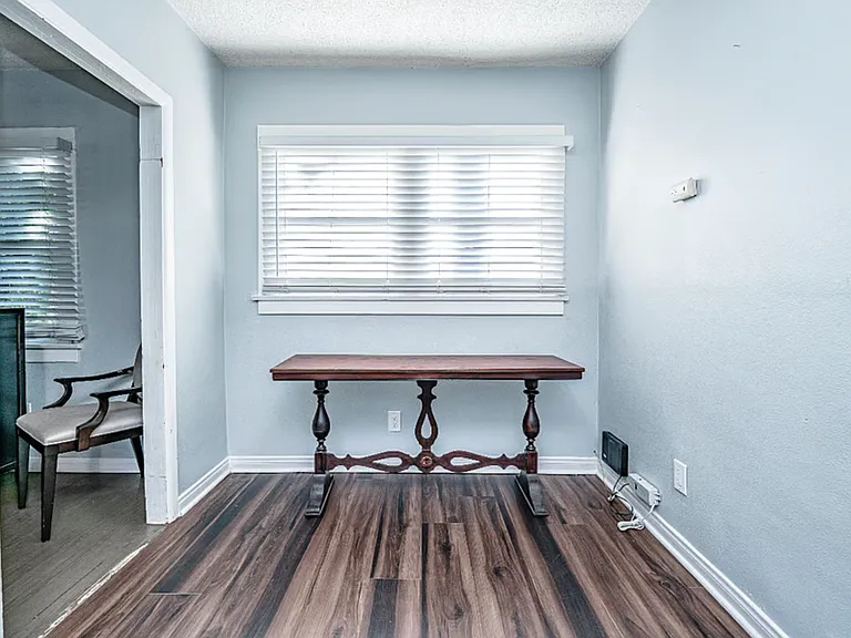 924 W Walnut Ave — Photo 6