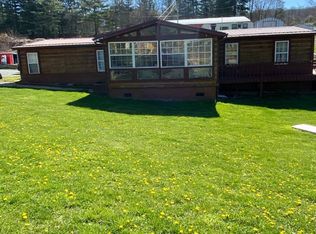 24 Parker Hollow Ln, Newland, NC 28657