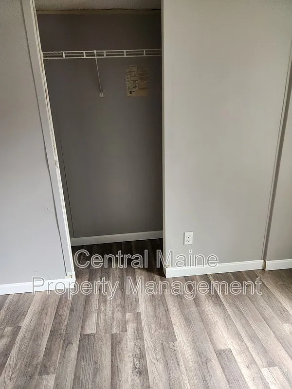 2 bed, 1.0 bath, $1,000 — Photo 4