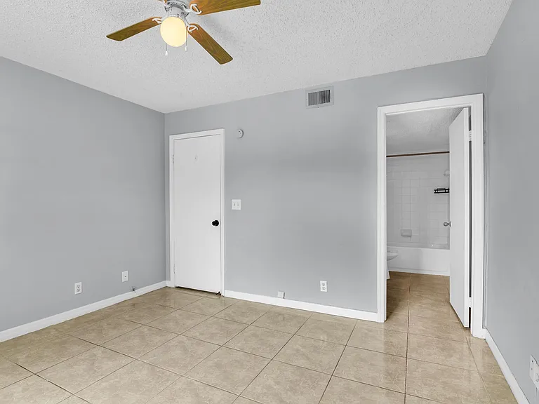 3995 W McNab Rd #B205 — Photo 23