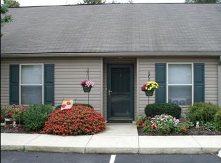 1216 Rivercrest Dr S #D, Delaware, OH 43015