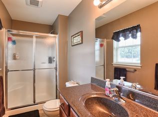 4 Cameron Ct, Denver, PA 17517