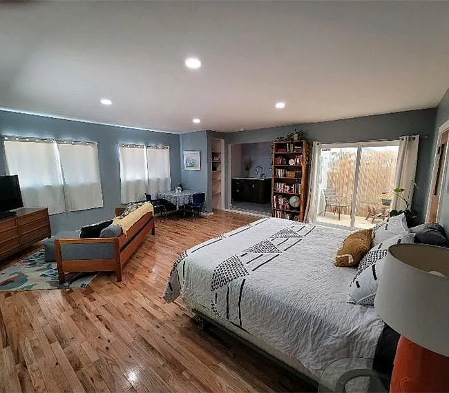 Studio, 500 sqft, $1,800 — Photo 1