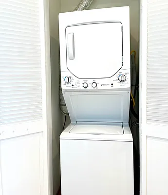 Rented by Douglas Elliman | media 28