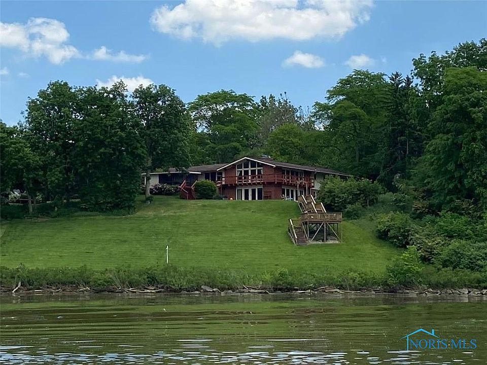 1st image of 118 Rockledge Cir
