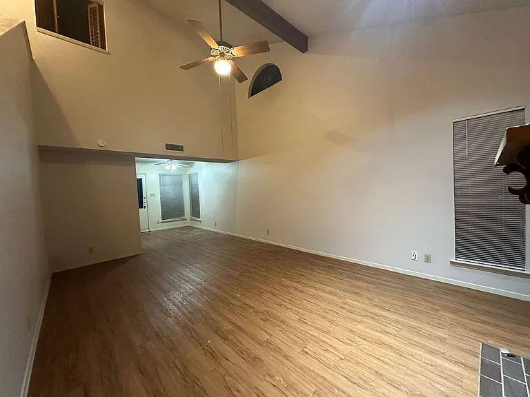8104 Hood Cir #A — Photo 6