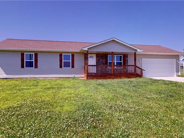 2803 E Division St, Nevada, MO 64772