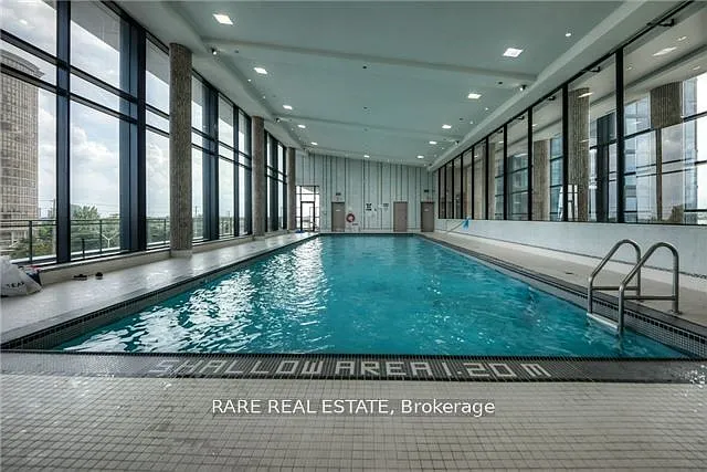 55 Eglinton Ave W #801 — Photo 16