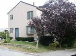 9 N Edgewood Rd, Niantic, CT 06357