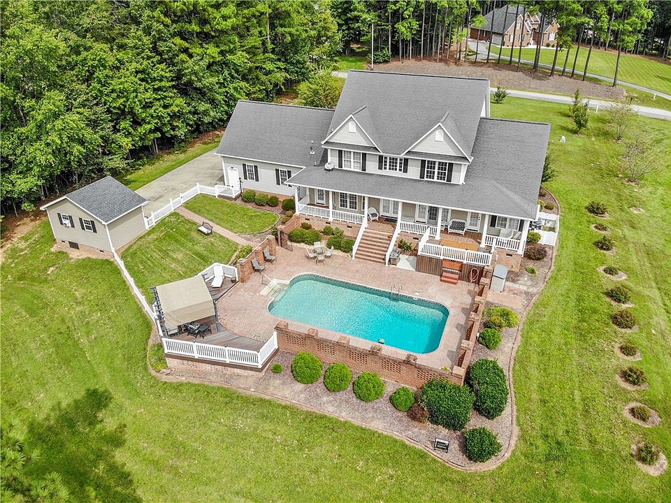 746 Caswell Pines Clubhouse Dr Blanch, NC, 27212 Apartments for Rent