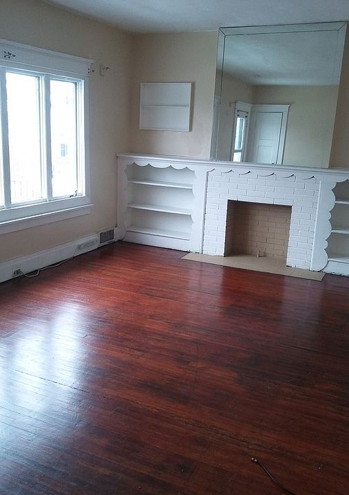 1st image of 128 Brunswick Blvd