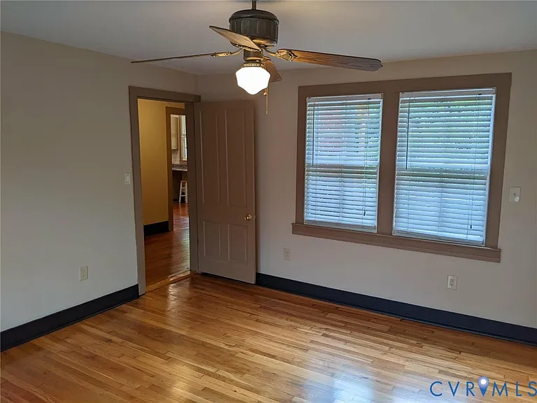 519 Grove Ave #B — Photo 15