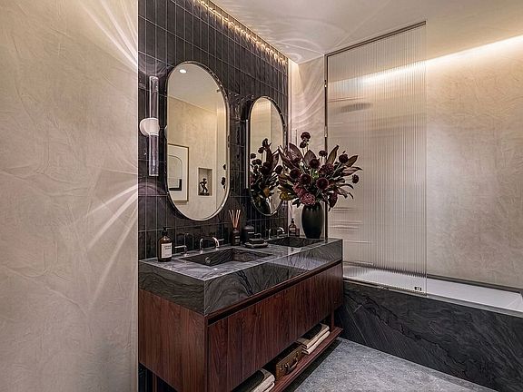 5th image of 350 E 18th St #6C