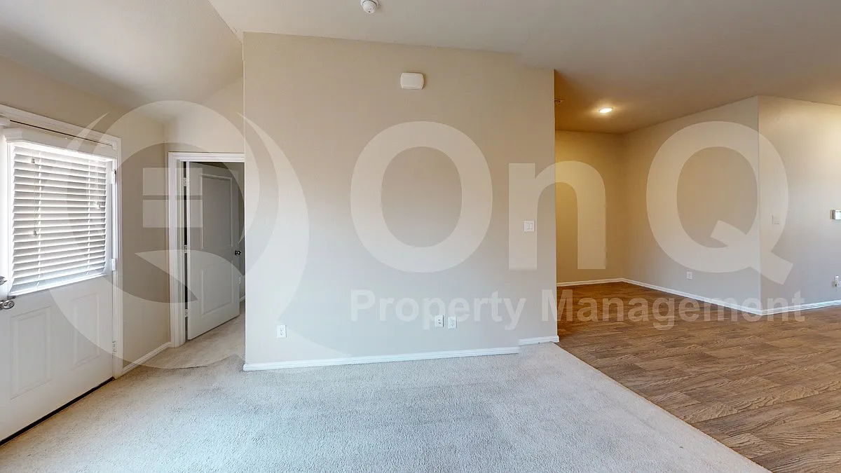 4 bed, 2.0 bath, 1885 sqft, $2,500 — Photo 4