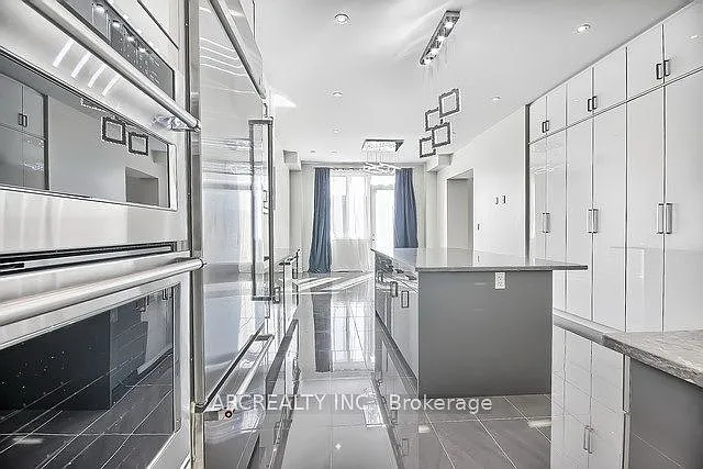 79 Baldry Ave — Photo 20