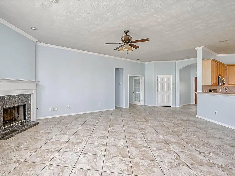 6427 Stone Landing Ln — Photo 11