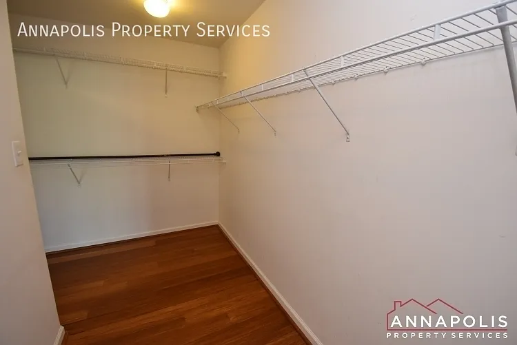 916 Glaze Ct — Photo 16