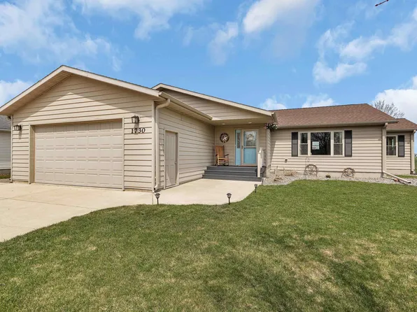 1730 W Mill St, Paynesville, MN 56362