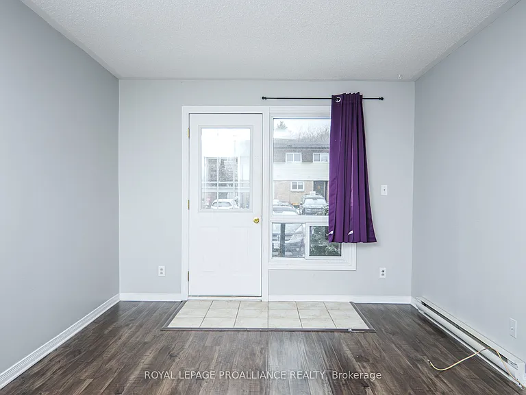 22 Pitt St #19 — Photo 16