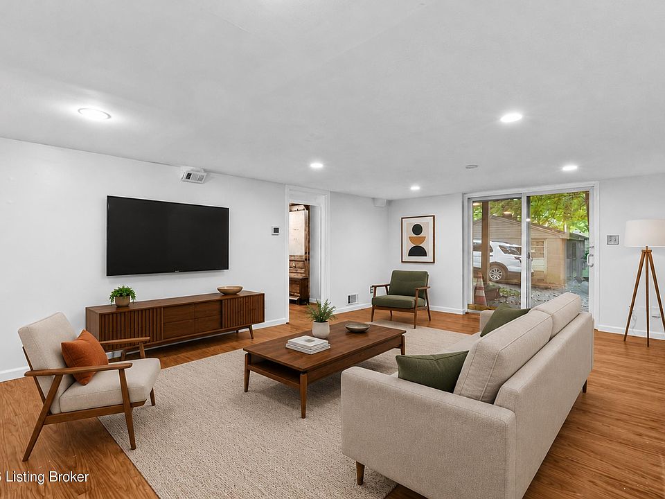 1st image of 319 S Ewing Ave APT 3