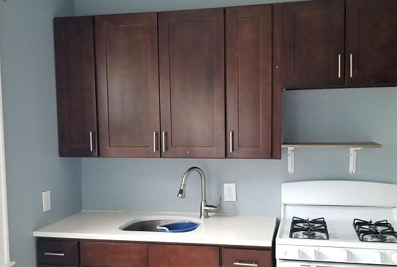 5th image of 630 William St Floor 2