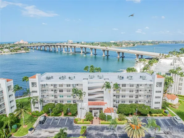 5901 Bahia Del Mar Cir, Saint Petersburg, FL