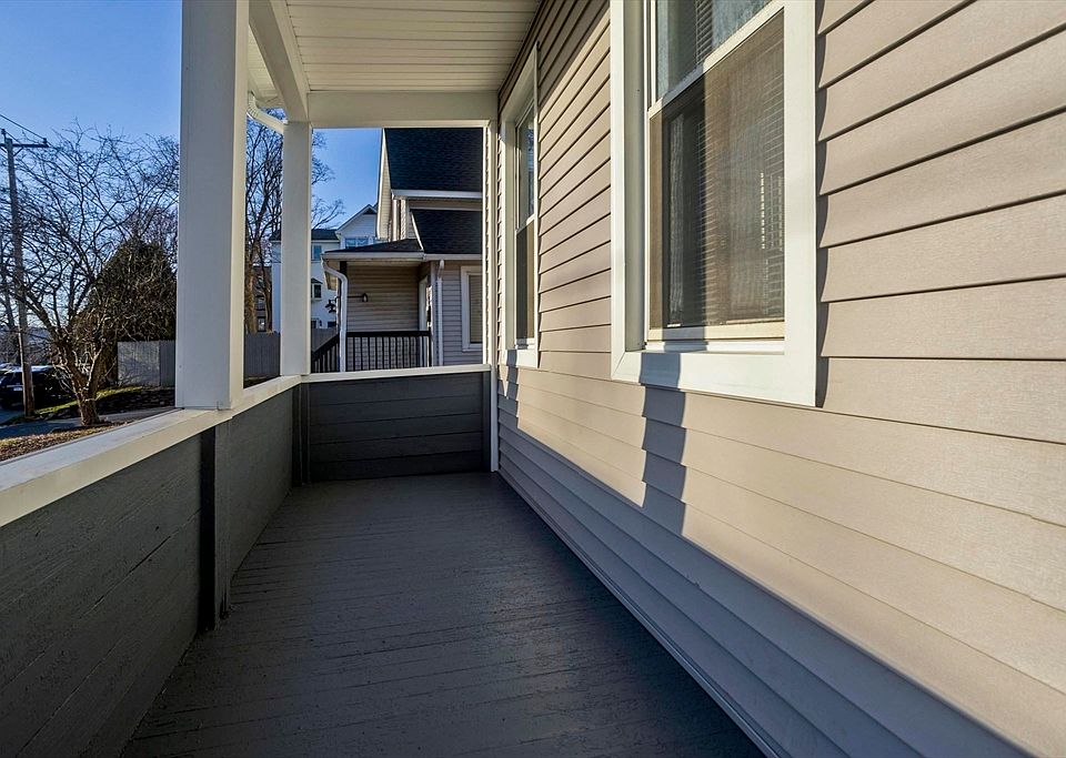 24 Pendleton Ave, Chicopee, MA 01020 Zillow