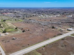 2364 Nogueira St, Beeville, TX 78102