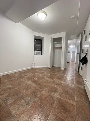 Rented by Glasser Realty LLC | media 22