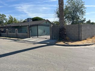 301 Cooley Dr, Bakersfield, CA 93306