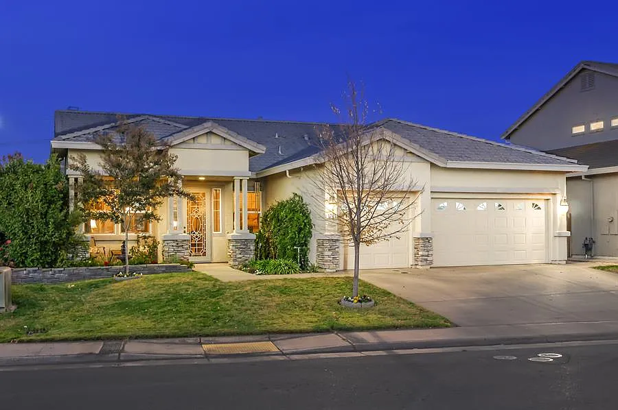 3249 Oselot Way photo 1