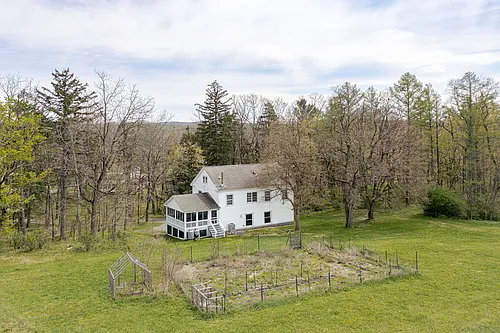 56 Willowdale Farm Rd Photo 1