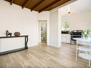 863 Sunset Ave #B, Pasadena, CA 91103