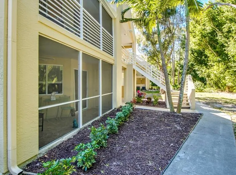 Exterior path to 1st floor entrance