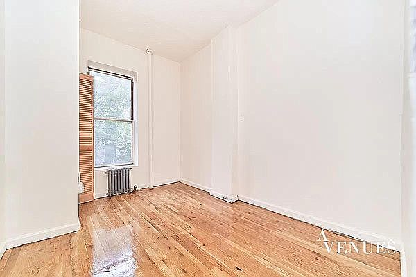 1st image of 112 E 116th St #3D