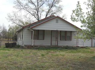 5936 N Seneca St, Wichita, KS 67204