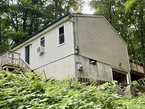 21 Pigeon Swamp Road, Lebanon, CT 06249