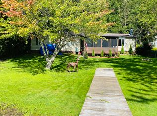 12364 N Sherman Lake Dr, Augusta, MI