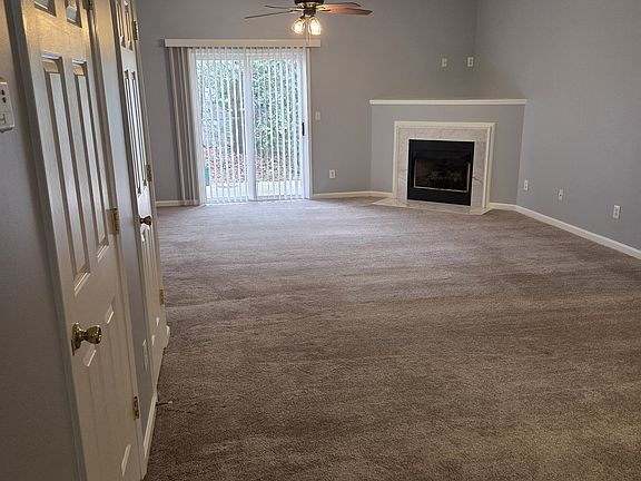 4th image of 2212 Winthrop Chase Dr