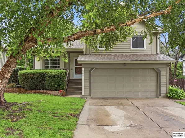 12622 Lillian St, Omaha, NE 68138