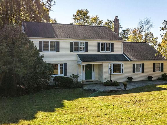 4th image of 802 Hessian Cir